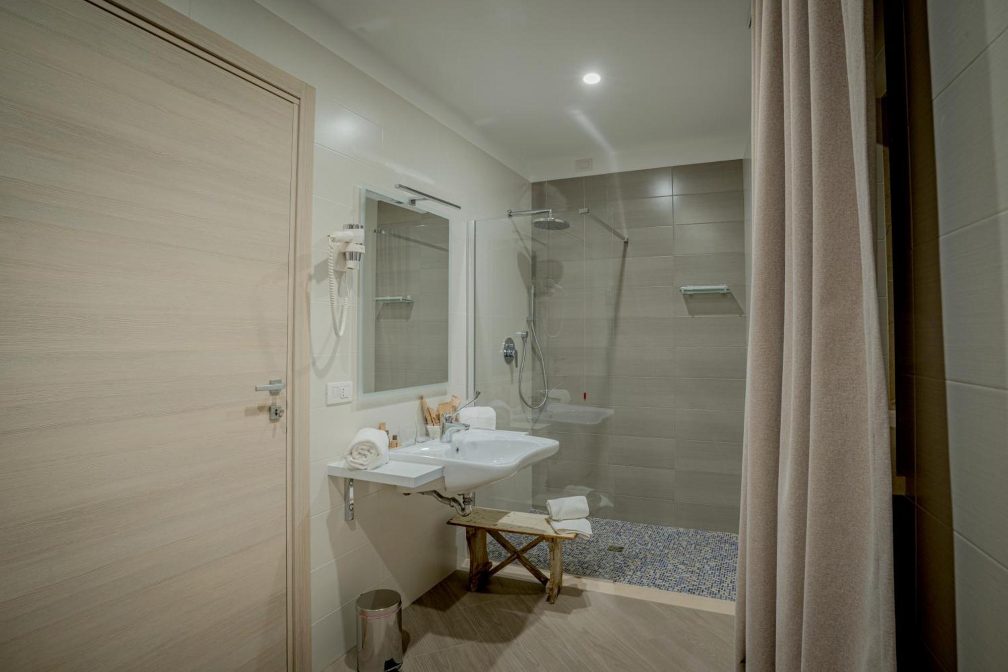 Bed and Breakfast Tufo Bianco Relais Массафра Экстерьер фото